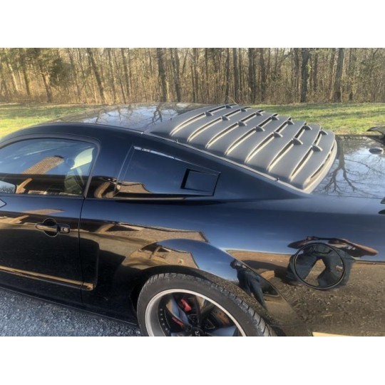 speedform-zaluzja-szyby-tylnej-czarny-mat-mustang-2005-2014-coupe-1